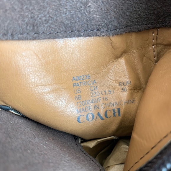 Coach Patricia Chocolate Brown Suede Leather Turn Lock Strap Women's 6(B) - Picture 12 of 14